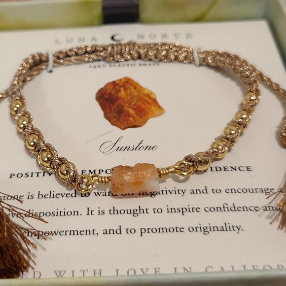 LUNA NORTE 14K GOLD PLATED STAR CRYSTAL CHARM W/ SUNSTONE GEMSTONES BRACELET - Picture 7 of 10